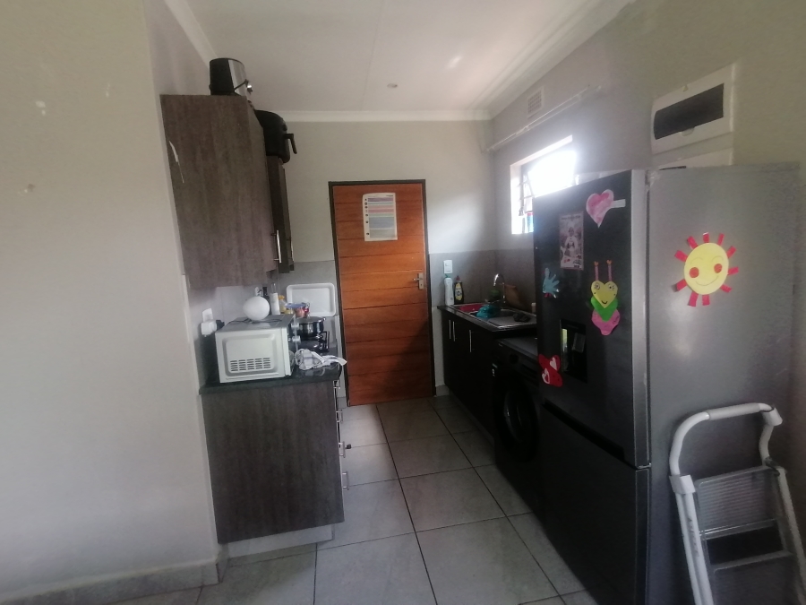 To Let 2 Bedroom Property for Rent in Pretoria West Gauteng