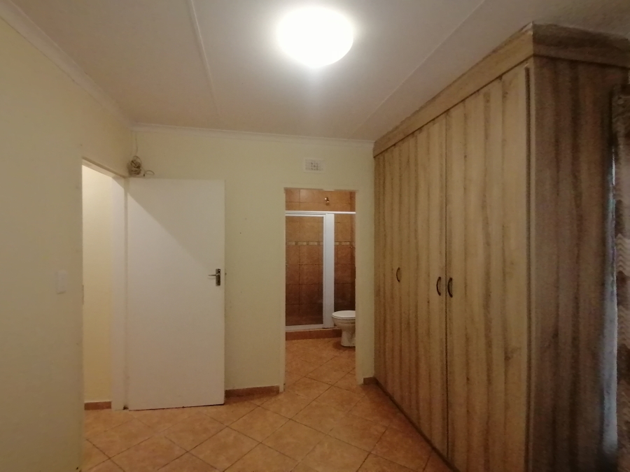 To Let 3 Bedroom Property for Rent in Pretoria West Gauteng