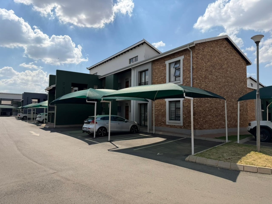 2 Bedroom Property for Sale in Protea Glen Gauteng