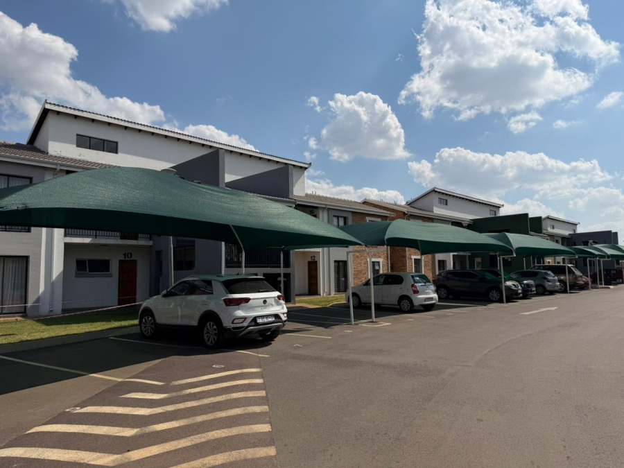 2 Bedroom Property for Sale in Protea Glen Gauteng