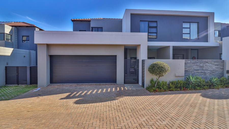 3 Bedroom Property for Sale in Aspen Hills Gauteng