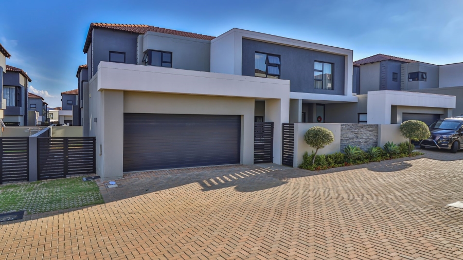 3 Bedroom Property for Sale in Aspen Hills Gauteng