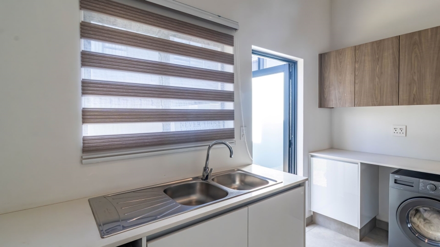 3 Bedroom Property for Sale in Aspen Hills Gauteng