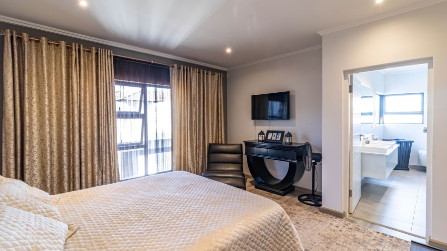 3 Bedroom Property for Sale in Aspen Hills Gauteng