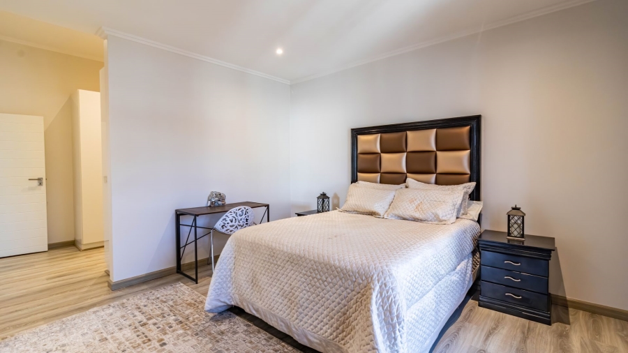 3 Bedroom Property for Sale in Aspen Hills Gauteng