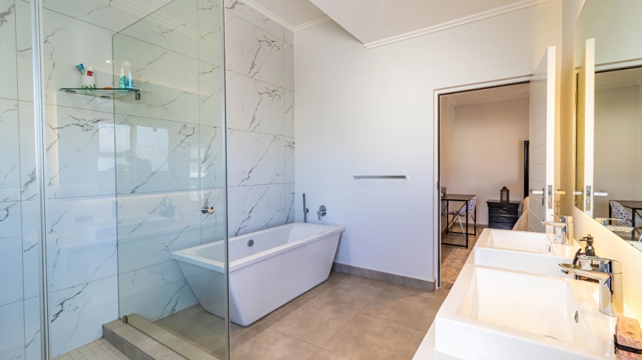 3 Bedroom Property for Sale in Aspen Hills Gauteng