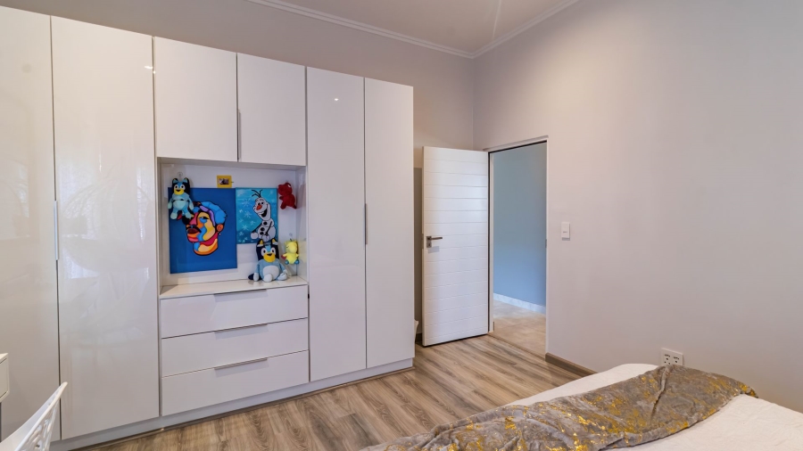 3 Bedroom Property for Sale in Aspen Hills Gauteng