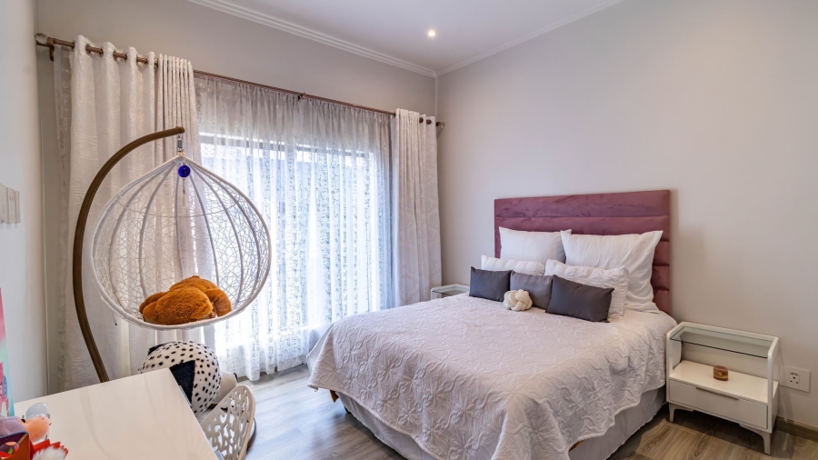 3 Bedroom Property for Sale in Aspen Hills Gauteng