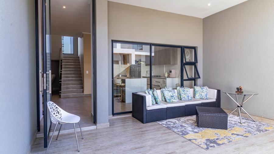 3 Bedroom Property for Sale in Aspen Hills Gauteng