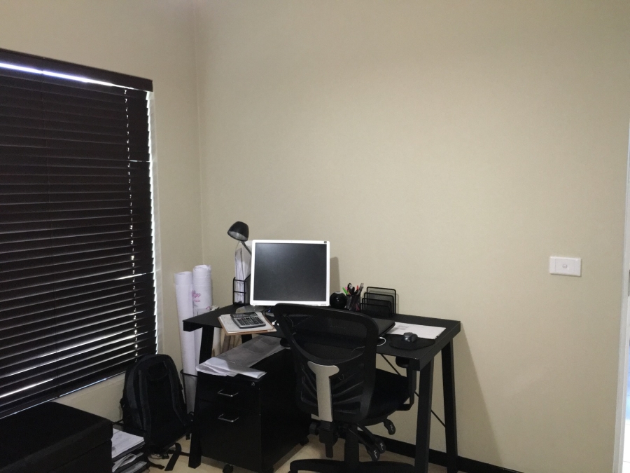 2 Bedroom Property for Sale in Glenvista Gauteng