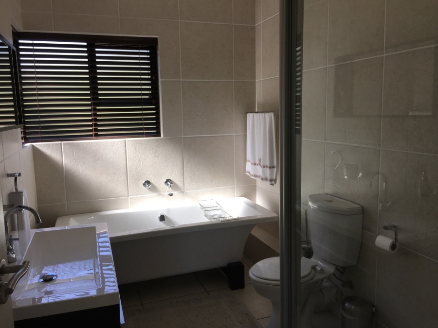 2 Bedroom Property for Sale in Glenvista Gauteng