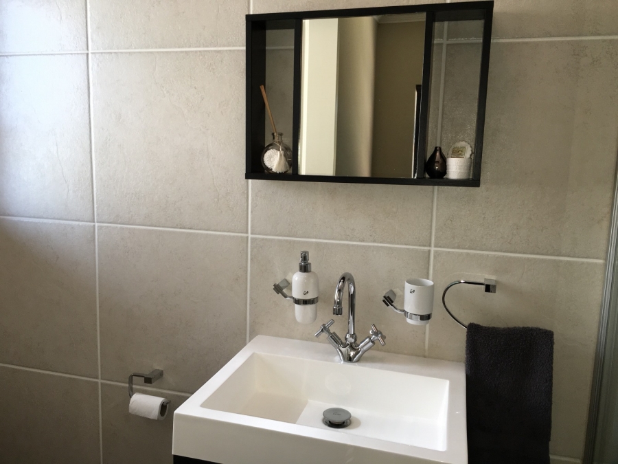 2 Bedroom Property for Sale in Glenvista Gauteng