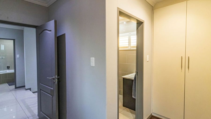 3 Bedroom Property for Sale in Eye of Africa Gauteng