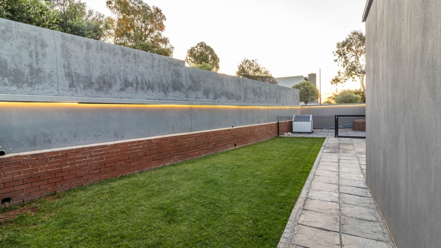 3 Bedroom Property for Sale in Eye of Africa Gauteng