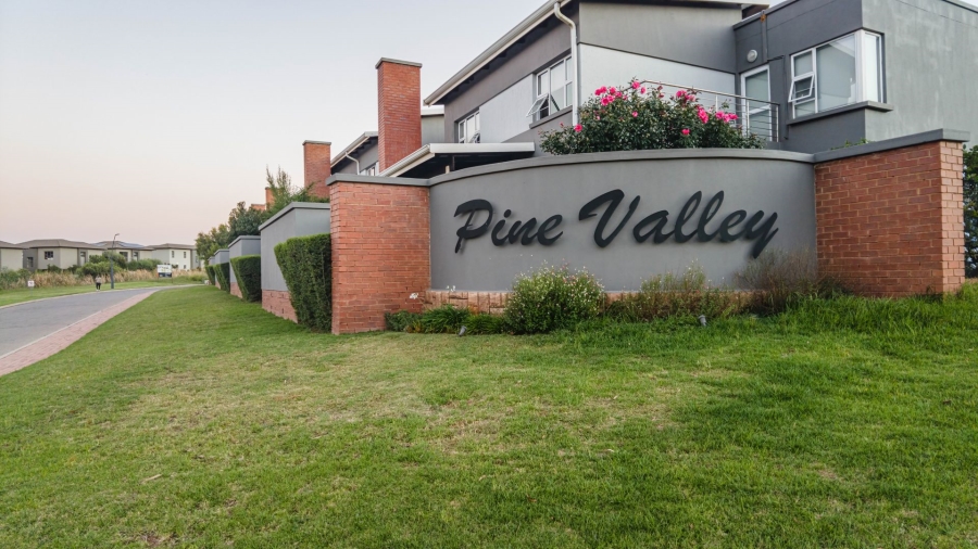 3 Bedroom Property for Sale in Eye of Africa Gauteng