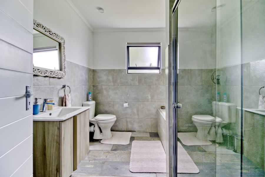 2 Bedroom Property for Sale in Chartwell Gauteng