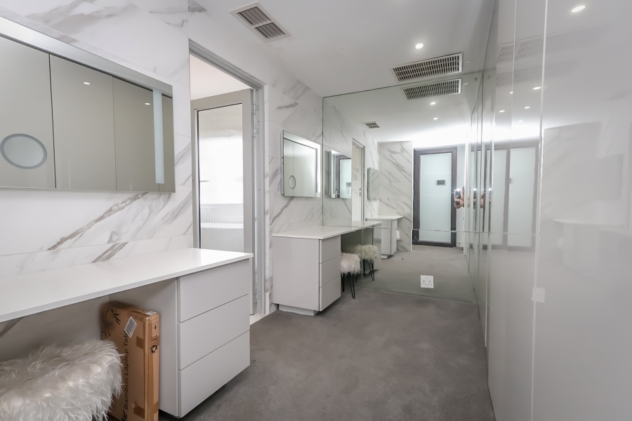 3 Bedroom Property for Sale in Hurlingham Gauteng