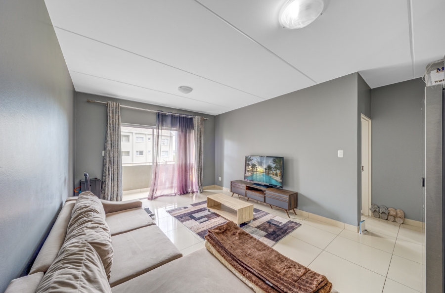 2 Bedroom Property for Sale in Blue Hills Gauteng