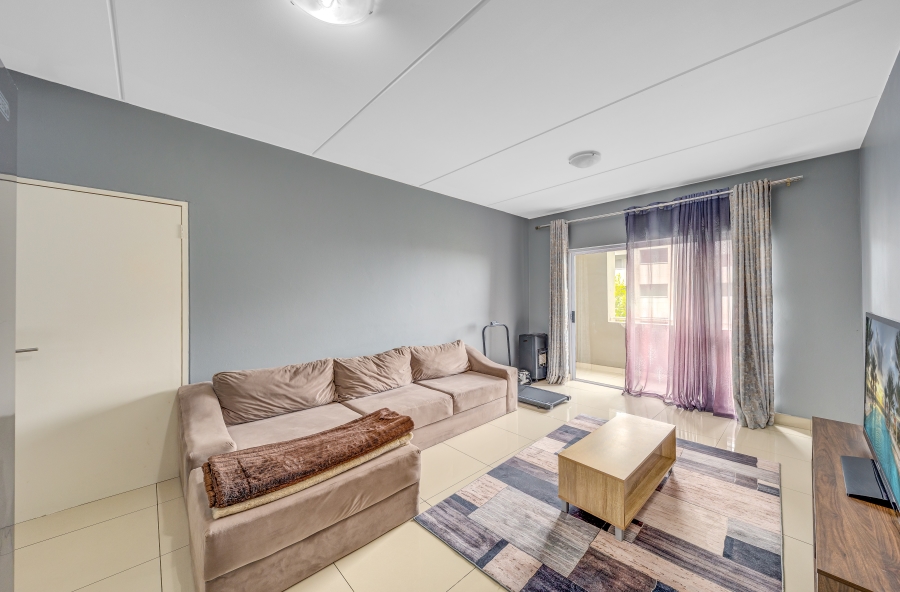 2 Bedroom Property for Sale in Blue Hills Gauteng