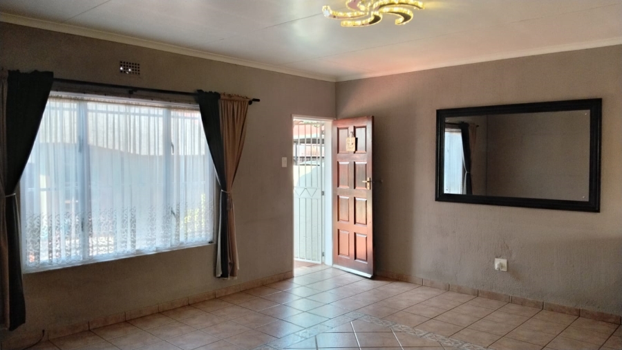3 Bedroom Property for Sale in Eike Park Gauteng