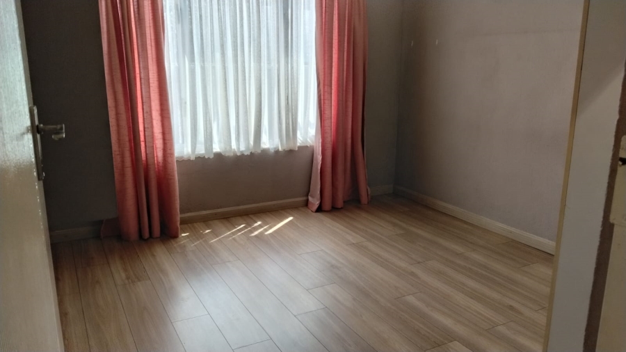 3 Bedroom Property for Sale in Eike Park Gauteng