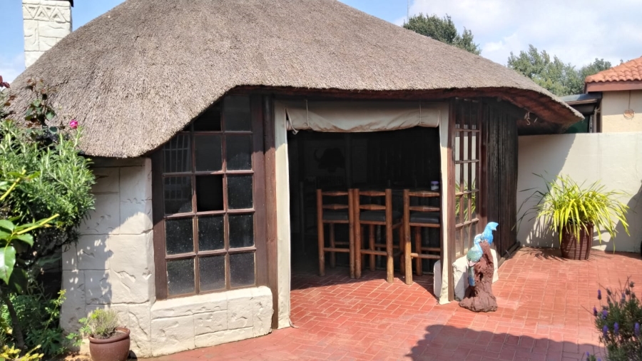 3 Bedroom Property for Sale in Eike Park Gauteng