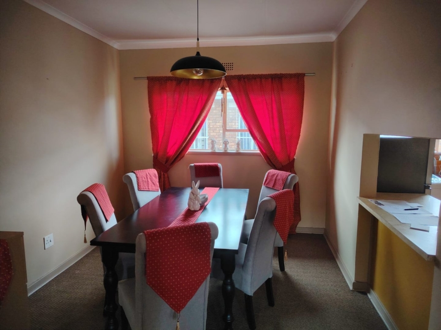 2 Bedroom Property for Sale in Greenhills Gauteng