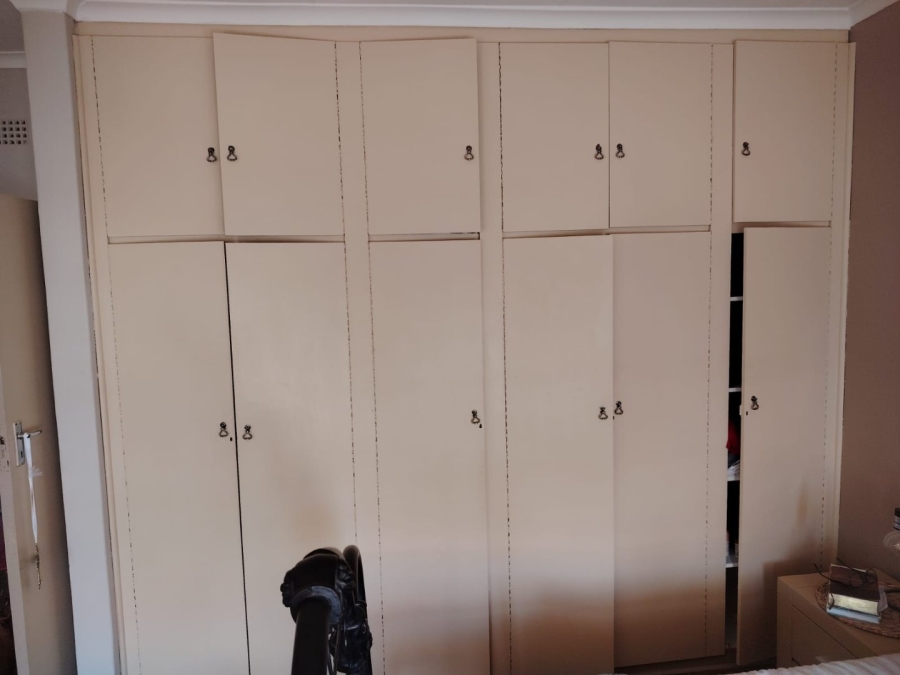 2 Bedroom Property for Sale in Greenhills Gauteng