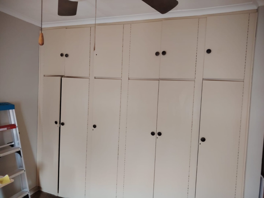 2 Bedroom Property for Sale in Greenhills Gauteng