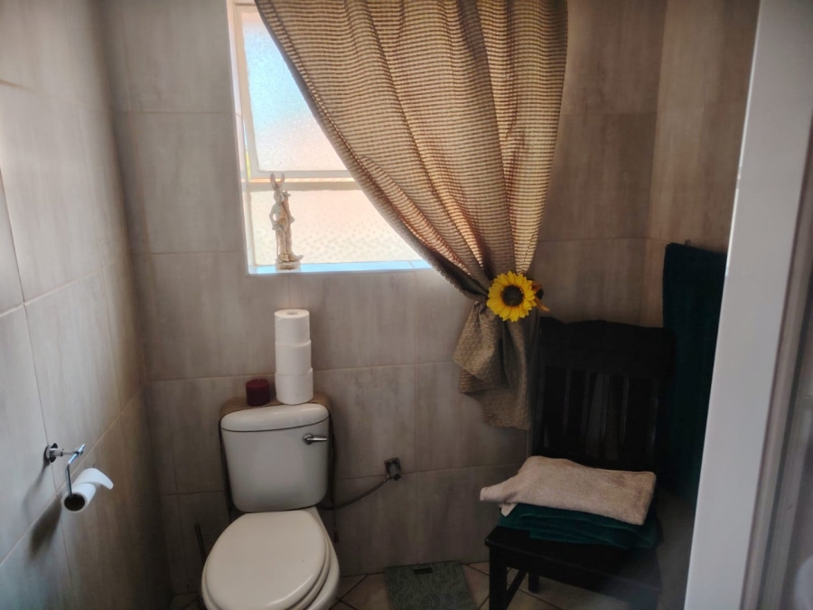 2 Bedroom Property for Sale in Greenhills Gauteng