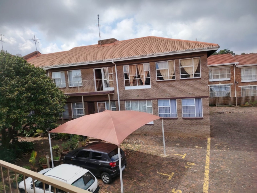 2 Bedroom Property for Sale in Greenhills Gauteng
