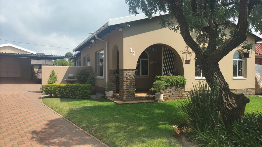 3 Bedroom Property for Sale in Randpoort Gauteng