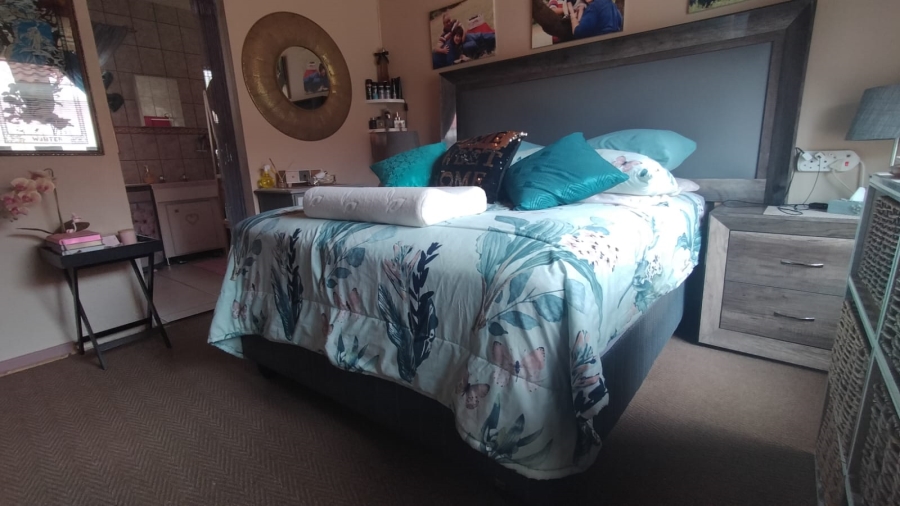 3 Bedroom Property for Sale in Randpoort Gauteng