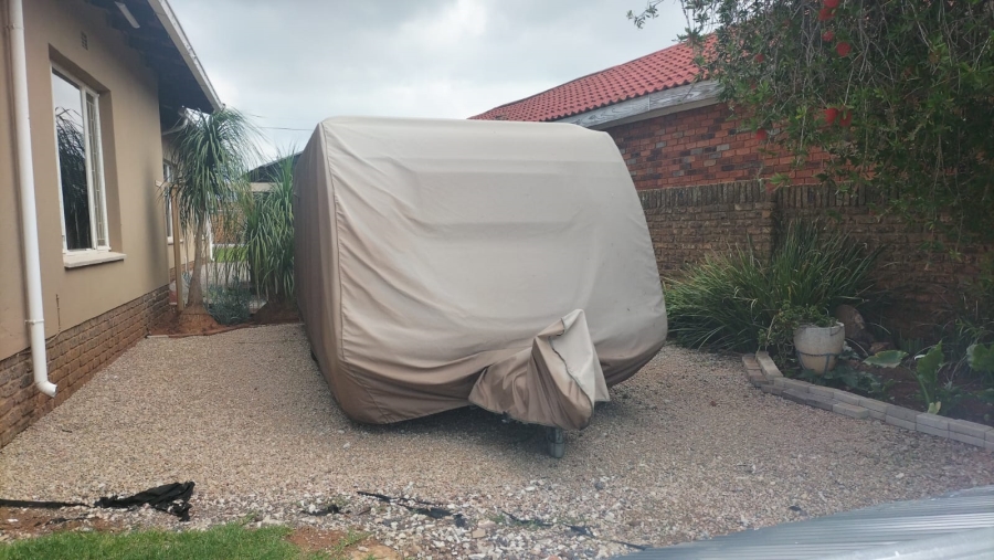 3 Bedroom Property for Sale in Randpoort Gauteng