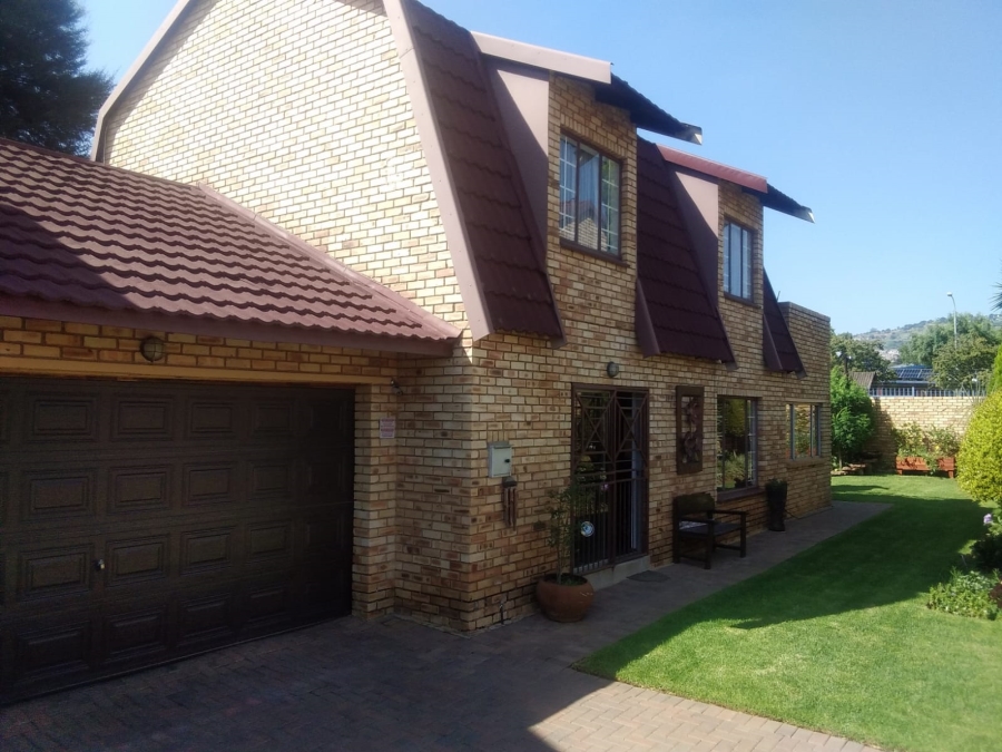 To Let 3 Bedroom Property for Rent in Willowbrook Gauteng