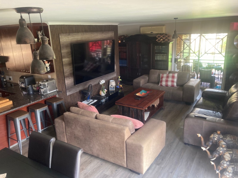 To Let 3 Bedroom Property for Rent in Willowbrook Gauteng