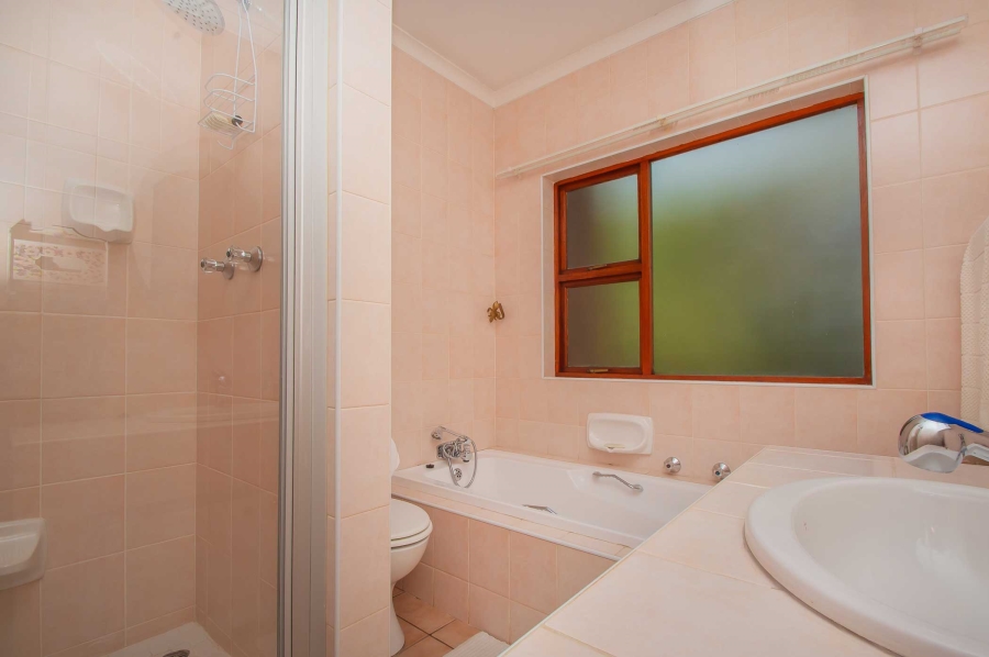 3 Bedroom Property for Sale in Florida Hills Gauteng