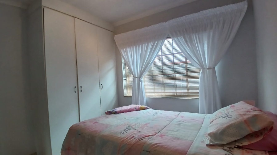 3 Bedroom Property for Sale in Wilbotsdal A H Gauteng