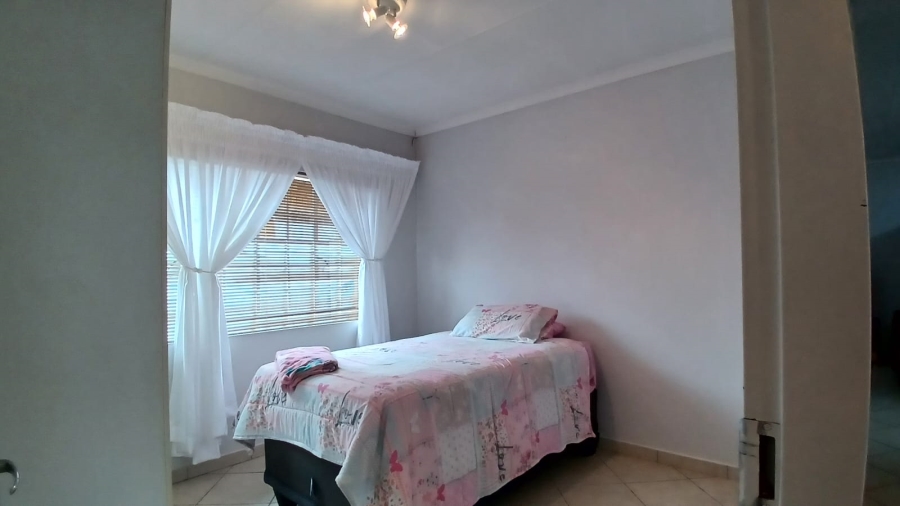 3 Bedroom Property for Sale in Wilbotsdal A H Gauteng