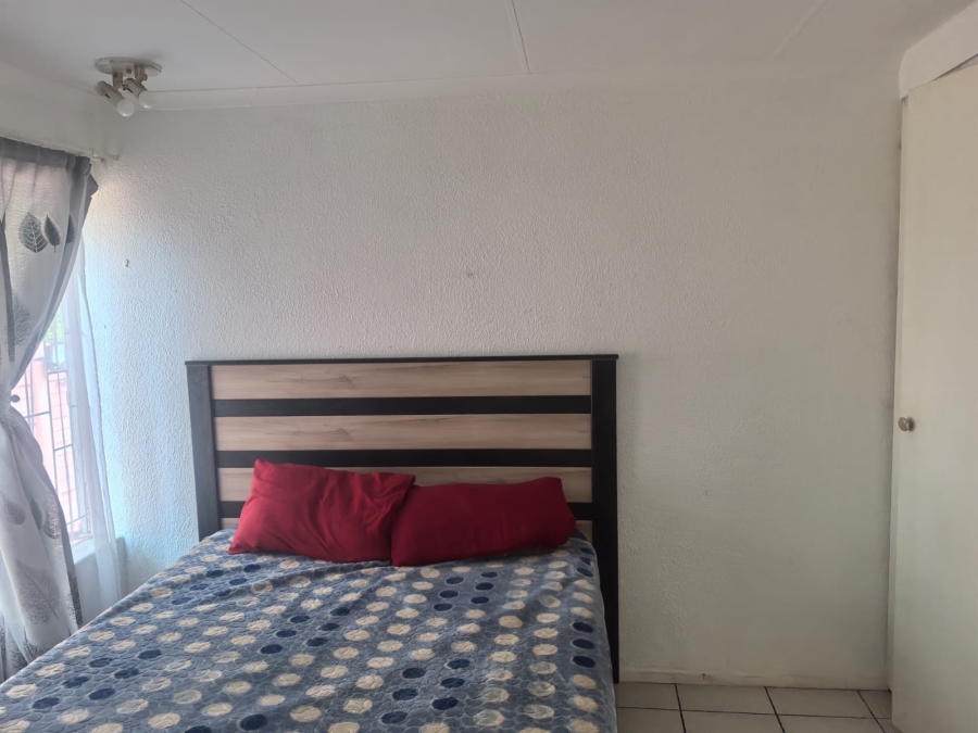 2 Bedroom Property for Sale in Groblerpark Gauteng