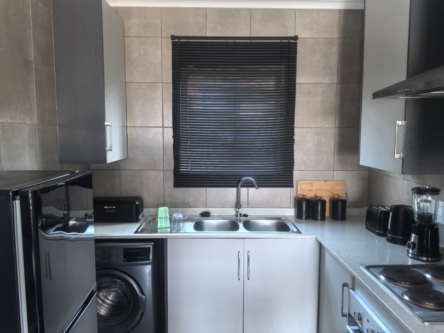 2 Bedroom Property for Sale in Groblerpark Gauteng