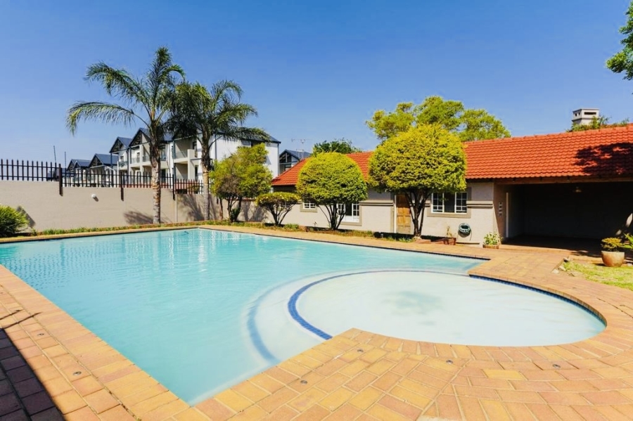 2 Bedroom Property for Sale in Noordhang Gauteng
