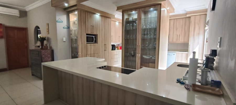 8 Bedroom Property for Sale in Pretoria Gardens Gauteng