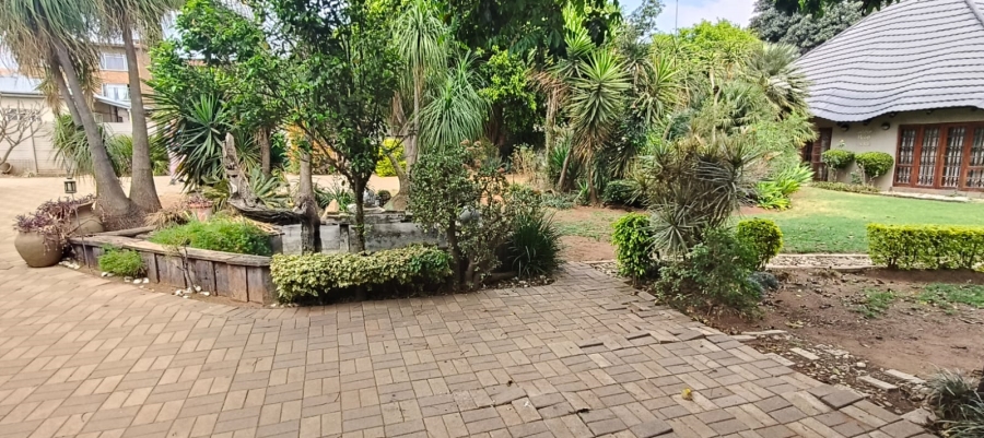 8 Bedroom Property for Sale in Pretoria Gardens Gauteng