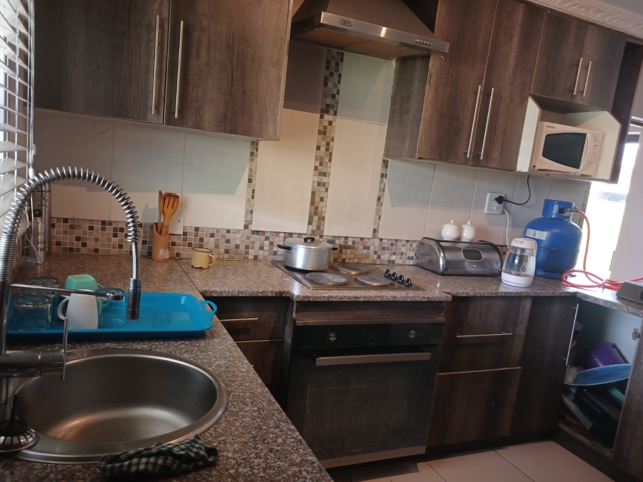 3 Bedroom Property for Sale in Tembisa Central Gauteng