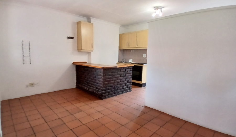 1 Bedroom Property for Sale in Albertville Gauteng