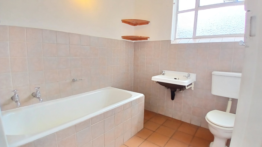 1 Bedroom Property for Sale in Albertville Gauteng