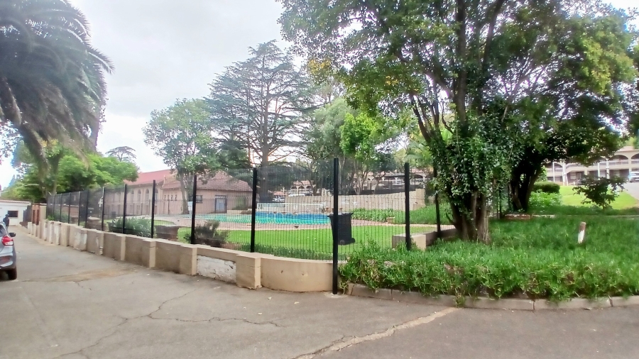 1 Bedroom Property for Sale in Albertville Gauteng