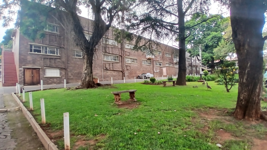 1 Bedroom Property for Sale in Albertville Gauteng