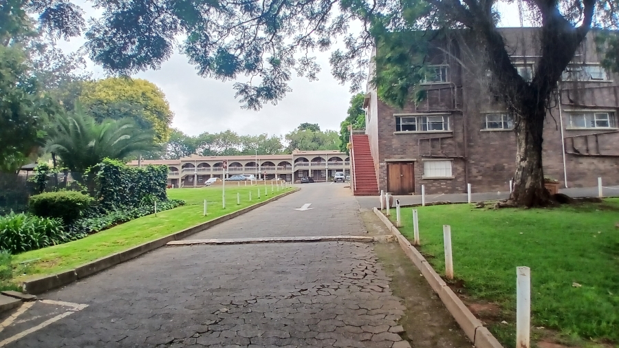 1 Bedroom Property for Sale in Albertville Gauteng